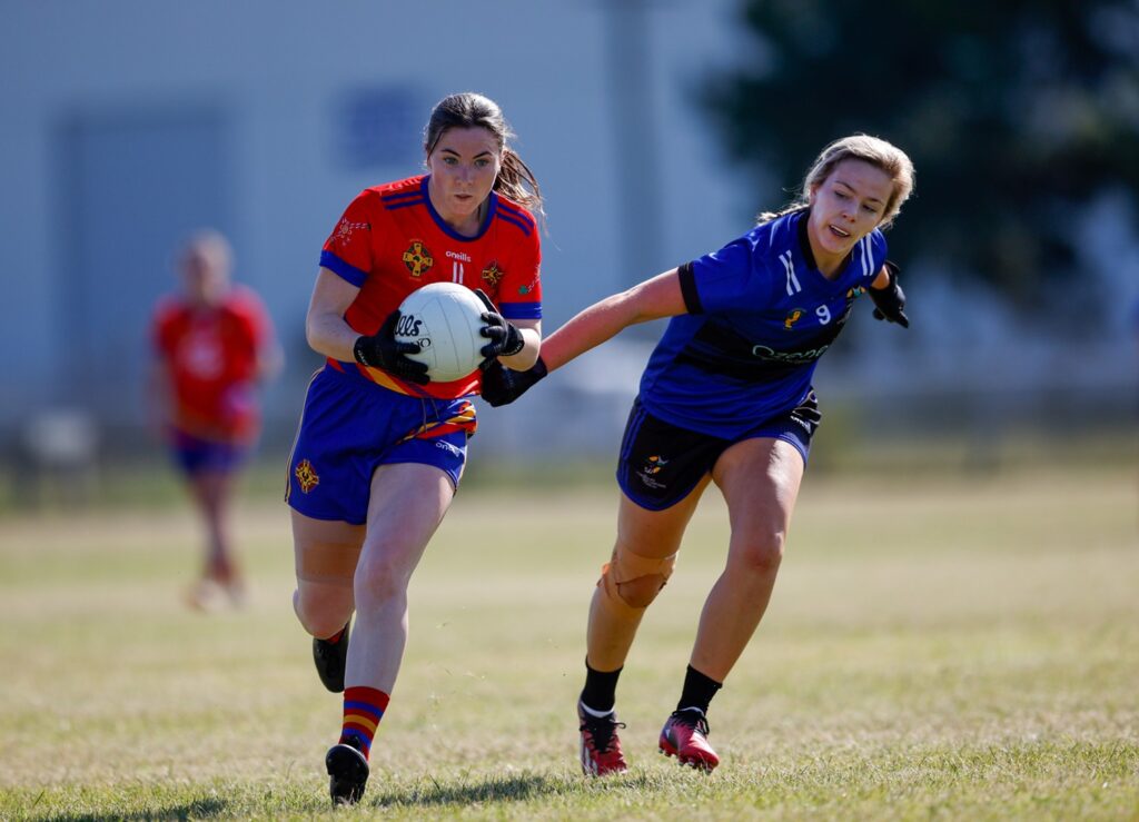 South Australia and Auckland women's Gaelic footballers